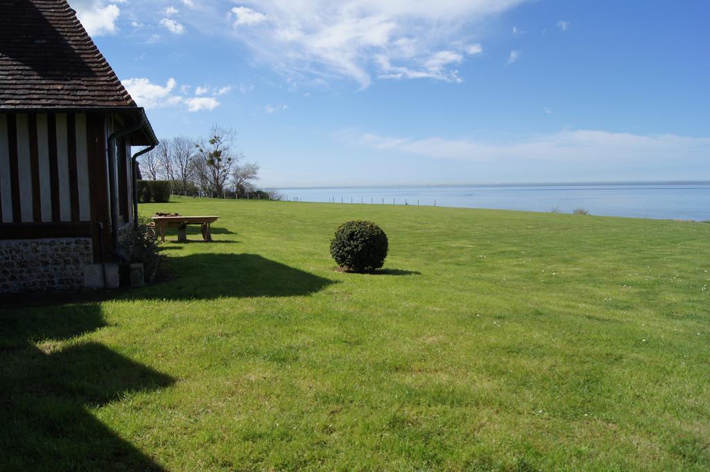 "La Girelle, Bord De Mer" Bed & Breakfast Honfleur Exterior foto