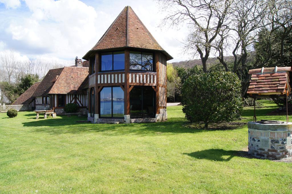 "La Girelle, Bord De Mer" Bed & Breakfast Honfleur Exterior foto